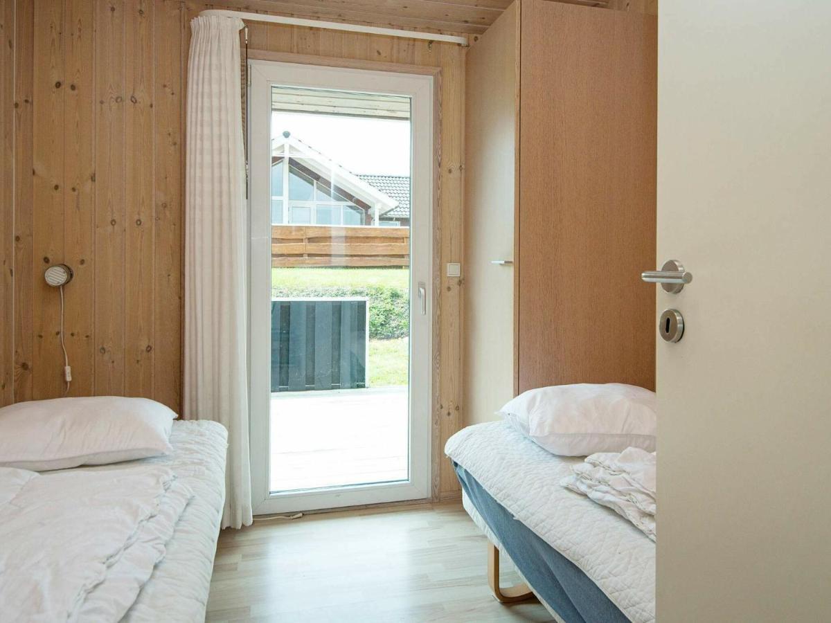 6 Person Holiday Home In Sj Lund Sjolund Eksteriør billede