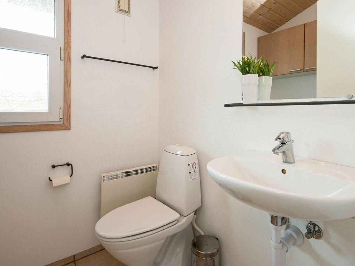 6 Person Holiday Home In Sj Lund Sjolund Eksteriør billede